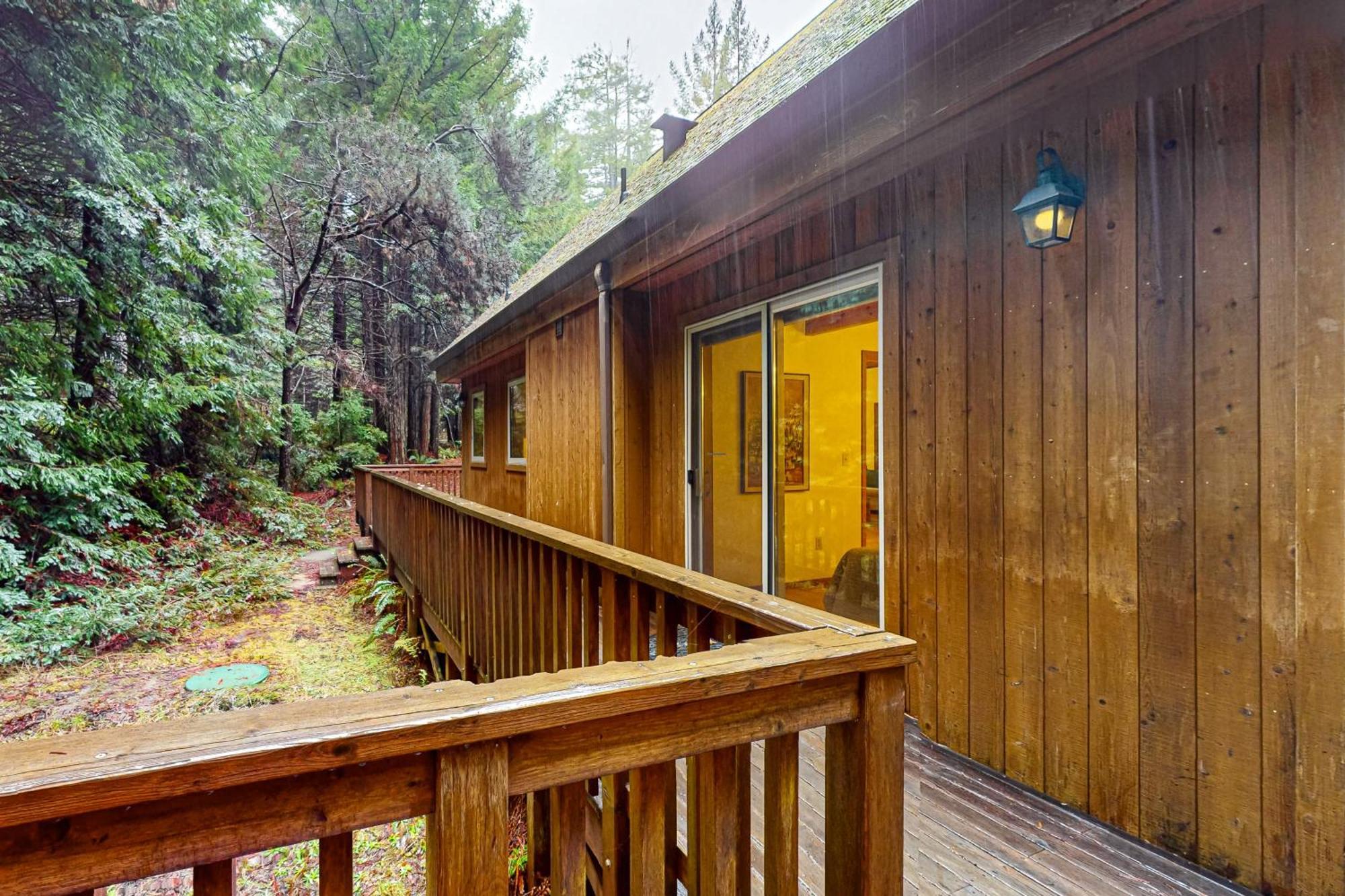 Redwood Rest Villa Mendocino Exterior photo